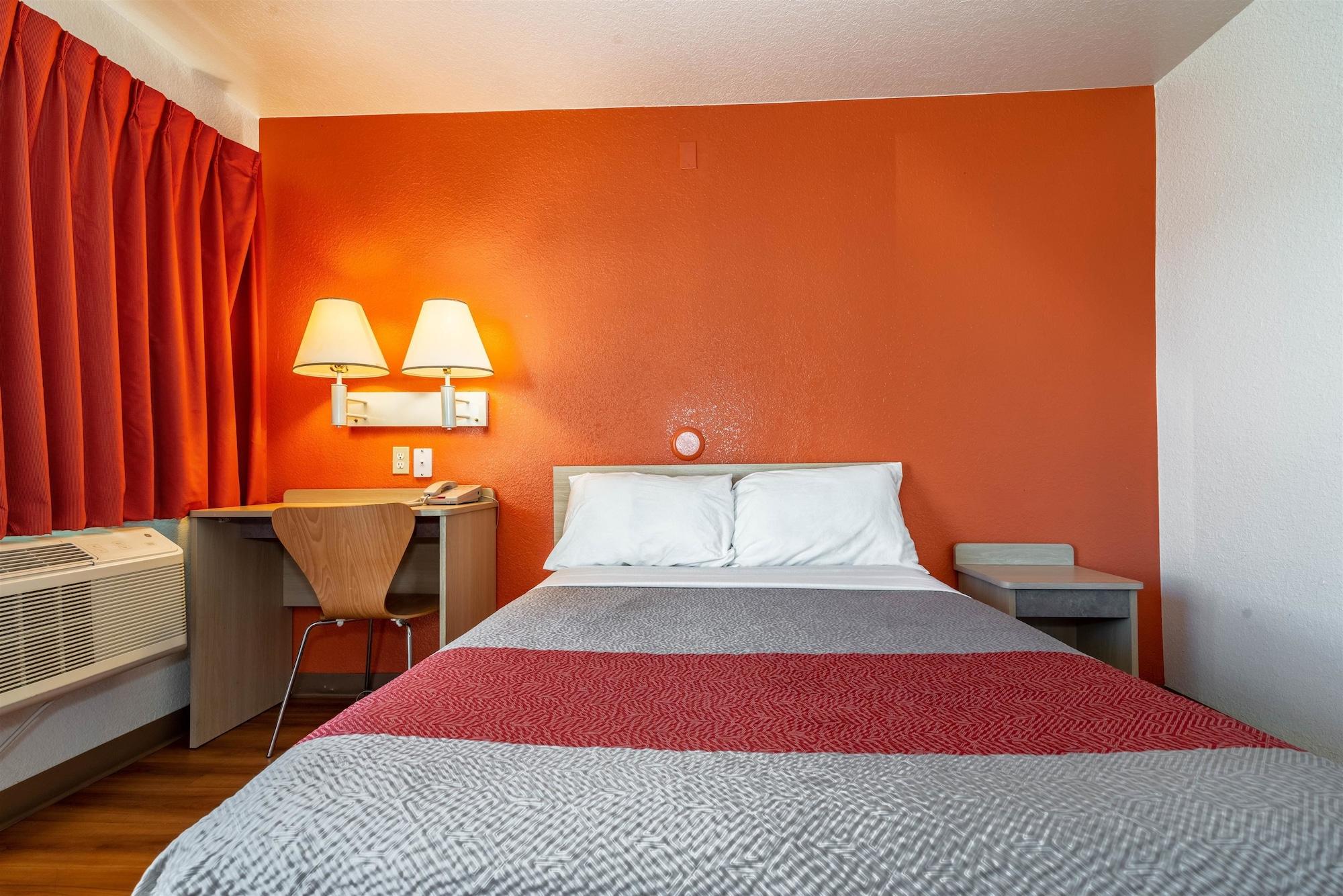 Motel 6-Palm Springs, Ca - East - Palm Canyon Eksteriør bilde