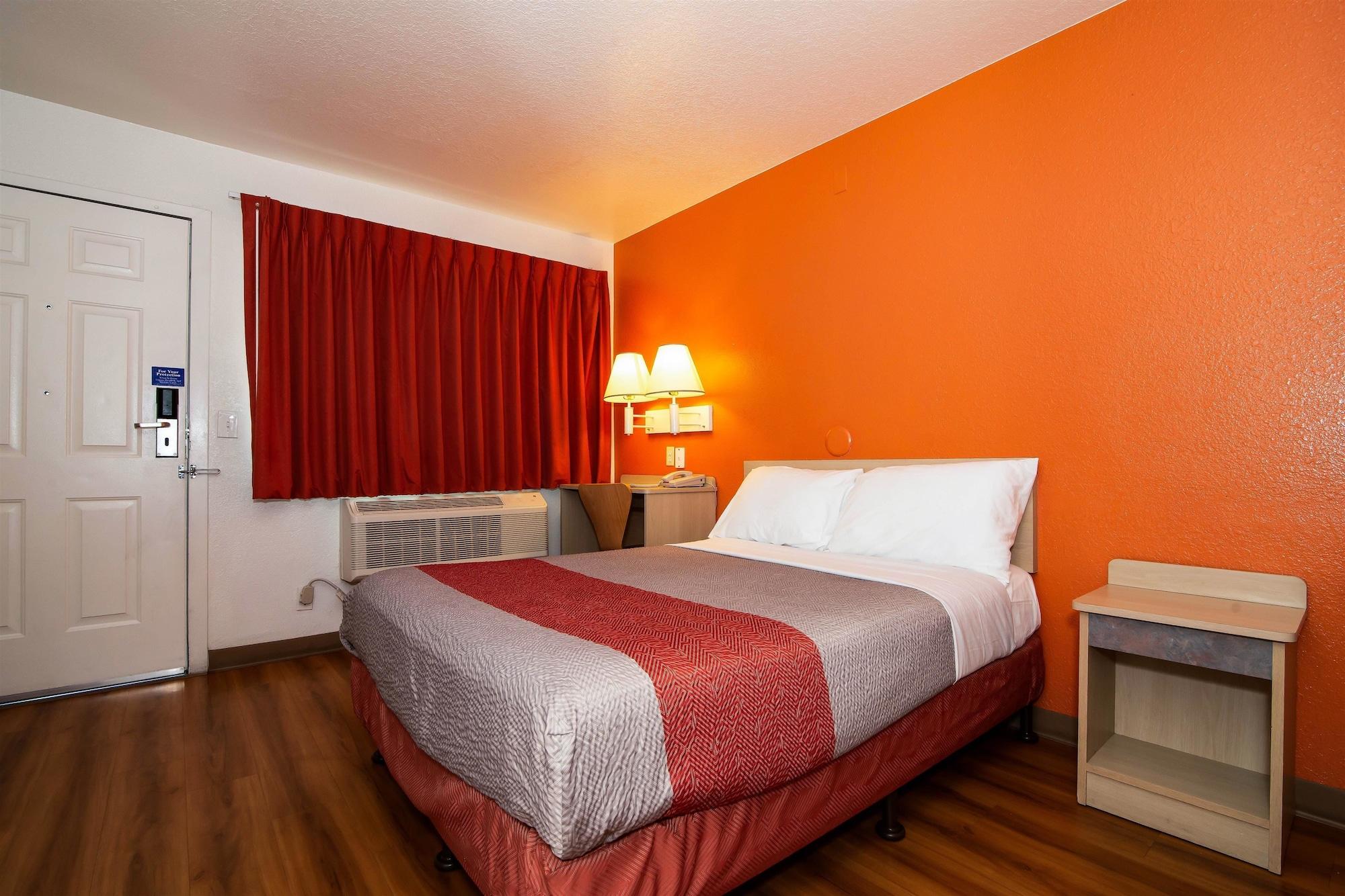 Motel 6-Palm Springs, Ca - East - Palm Canyon Eksteriør bilde