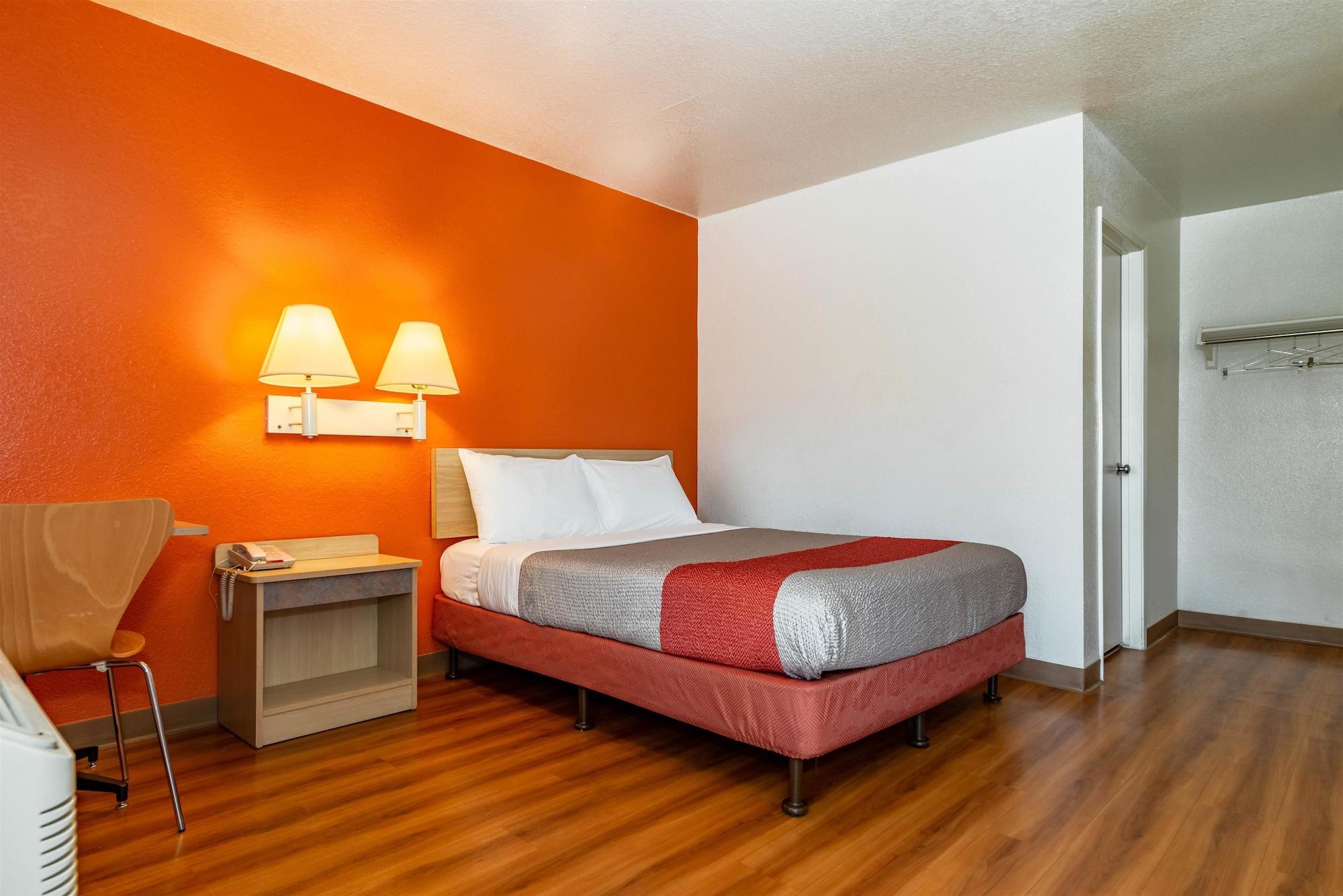 Motel 6-Palm Springs, Ca - East - Palm Canyon Eksteriør bilde