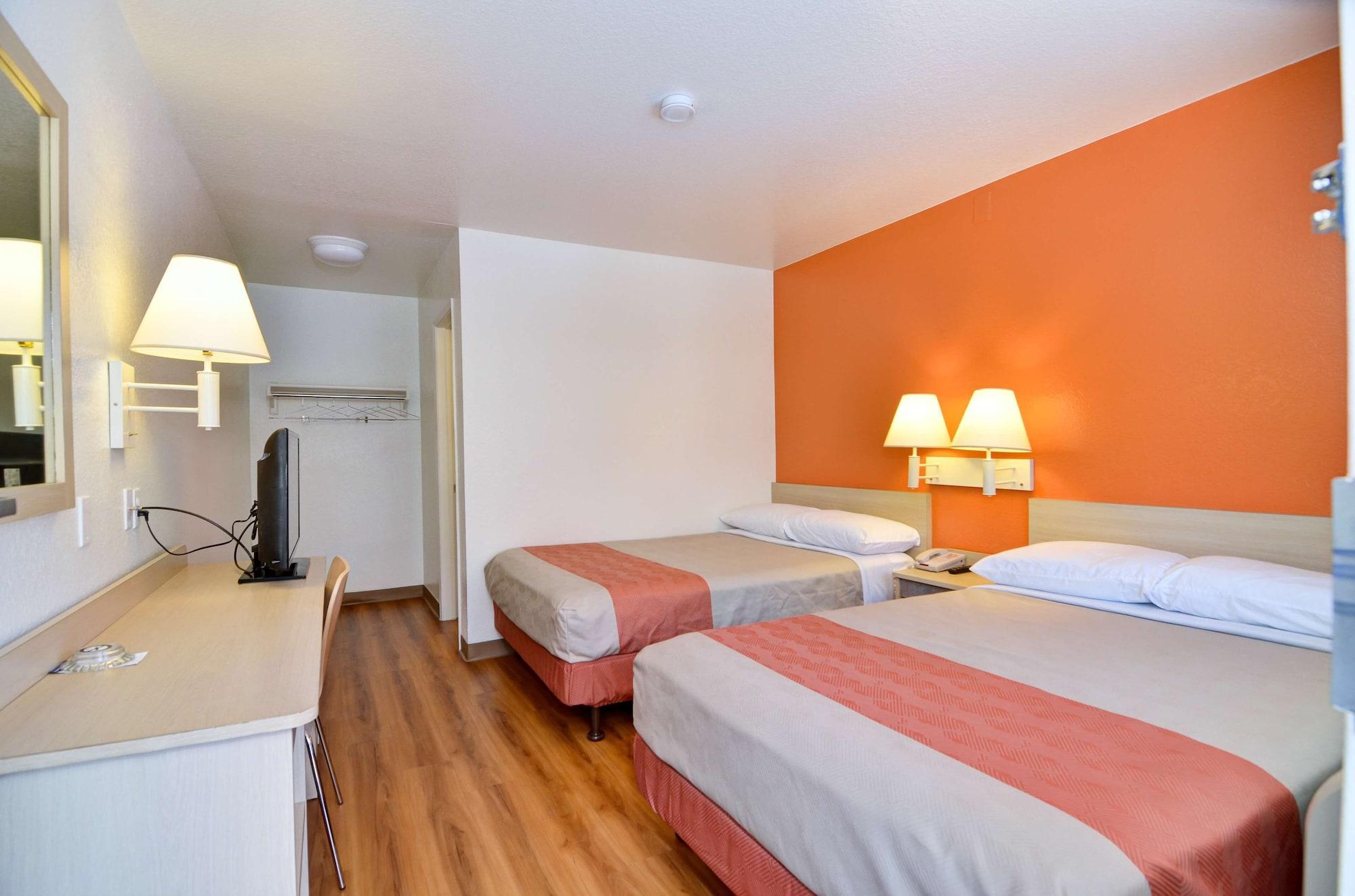 Motel 6-Palm Springs, Ca - East - Palm Canyon Eksteriør bilde