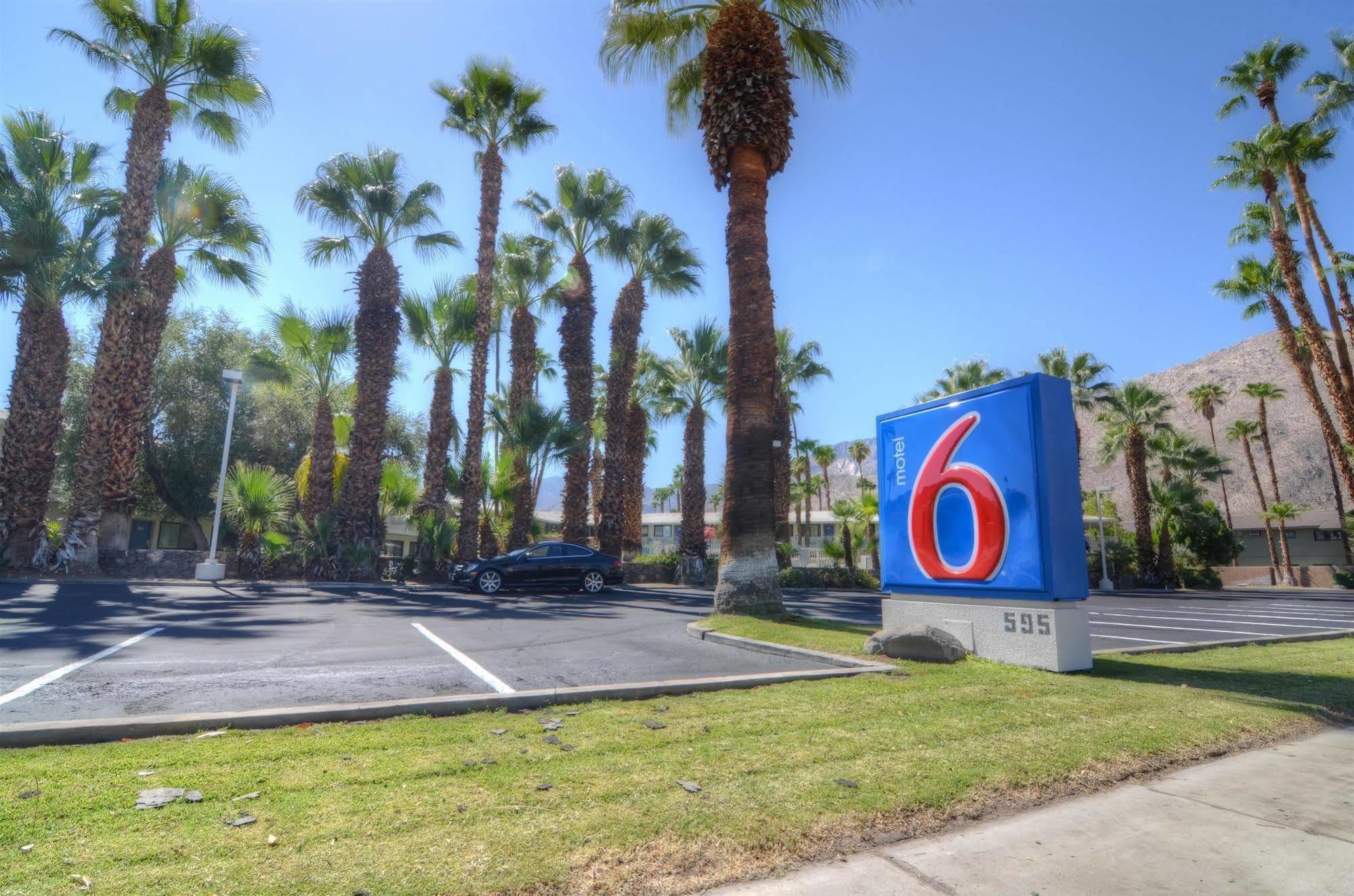Motel 6-Palm Springs, Ca - East - Palm Canyon Eksteriør bilde