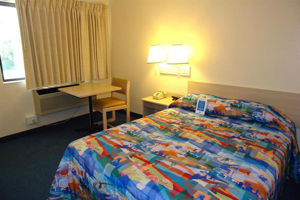 Motel 6-Palm Springs, Ca - East - Palm Canyon Rom bilde